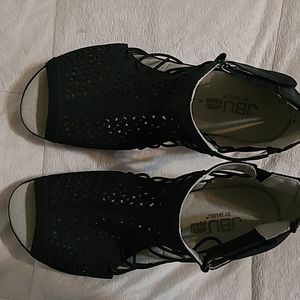 Womans size 7.5 dress shoes